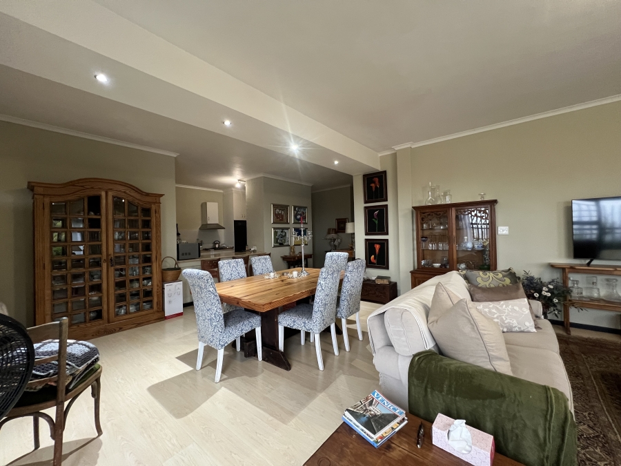 2 Bedroom Property for Sale in Gordon Heights Western Cape